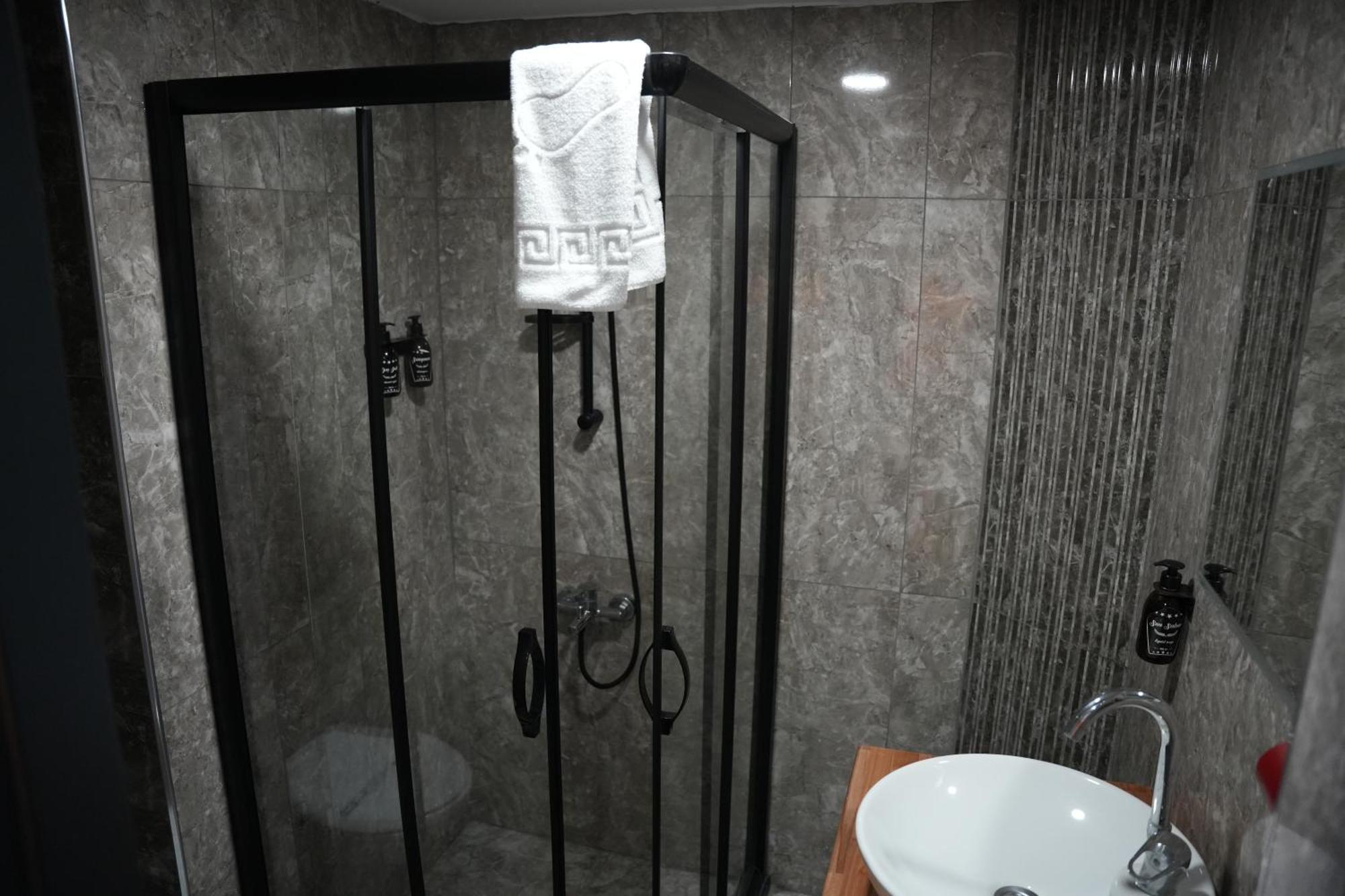 Eniza Hotel Mersin  Luaran gambar